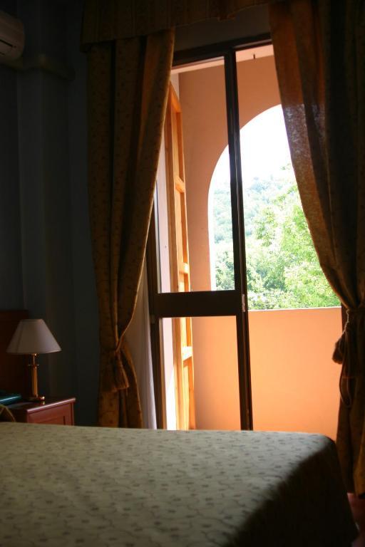 Hotel Missirini Fratta Terme Kamer foto